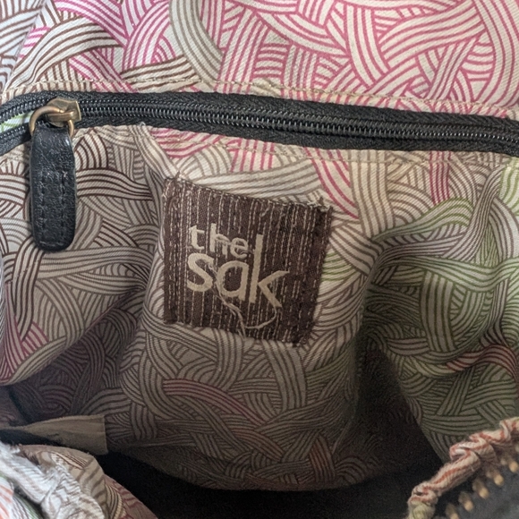 The Sak Black Pebbled Leather Shoulder Bag - Picture 9 of 11